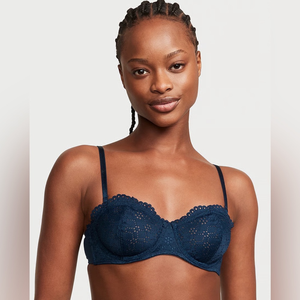 Victoria’s Secret Sexy Tee Eyelet Lace Unlined Strapless Bra Navy 34C